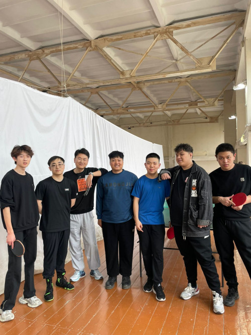 В спорткомплексе АмГУ прошли соревнования по настольному теннису среди иностранных студентов